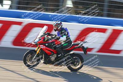 media/Jan-21-2022-Fastrack Riders (Fri) [[90b5309cc6]]/Level 1/Session 1 Front Straight/